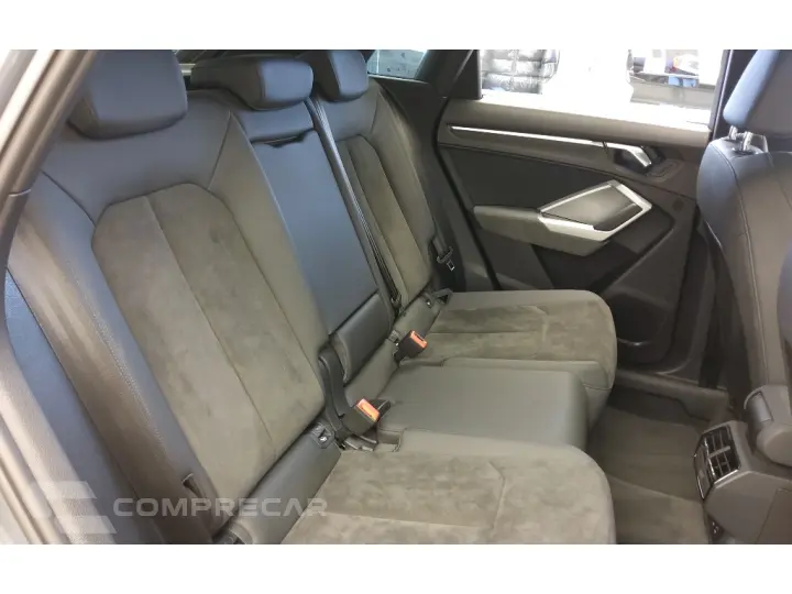 Q3 1.4 35 TFSI FLEX BLACK S TRONIC