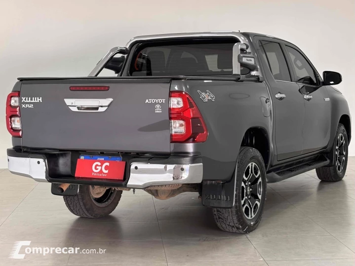 HILUX 2.8 D-4D TURBO DIESEL CD SRX 4X4 AUTOMÁTICO
