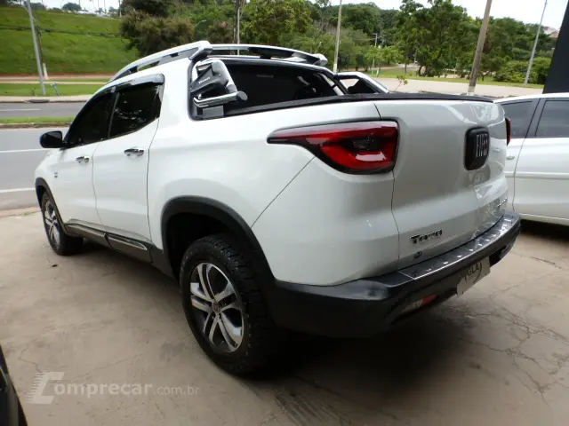 TORO 2.0 16V Turbo Volcano 4X4