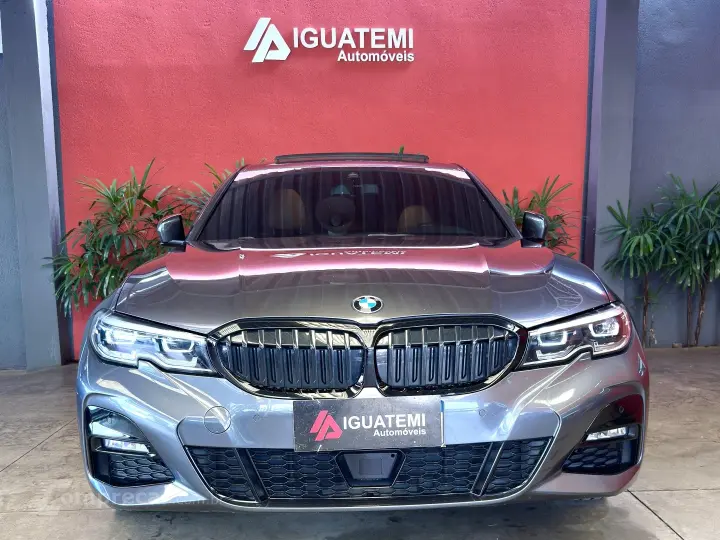 320i 2.0 16V TURBO GASOLINA M SPORT AUTOMÁTICO