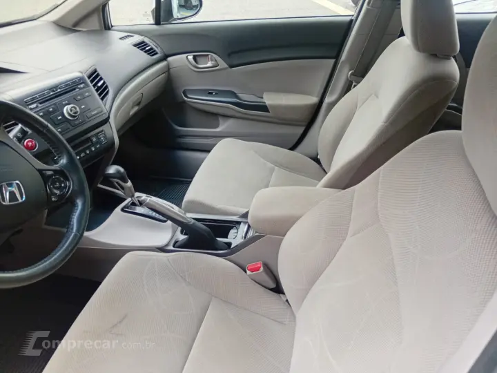 Civic LXS automático