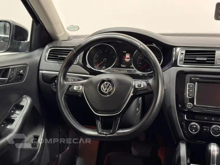 JETTA 2.0 TSI HIGHLINE 211CV GASOLINA 4P TIPTRONIC