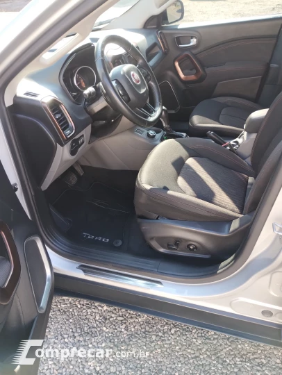 TORO 2.0 16V Turbo Volcano 4WD AT9