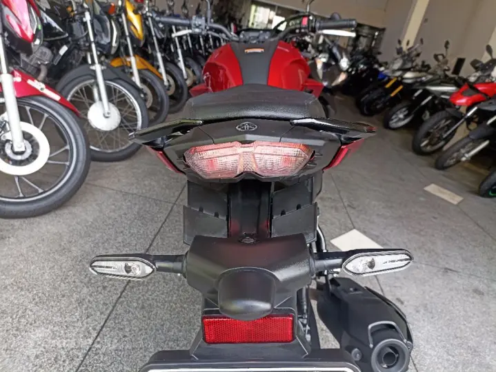 FZ25 250 FAZER CONNECTED