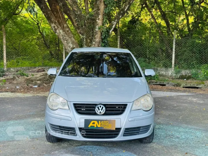 POLO SEDAN 1.6 MI COMFORTLINE 8V FLEX 4P MANUAL