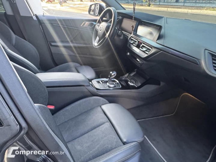218I 1.5 Twinturbo Gran Coupe Sport GP