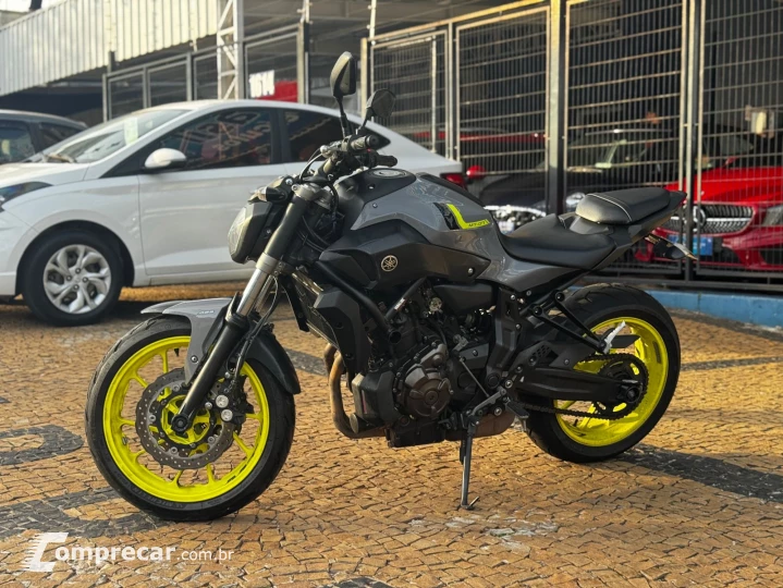 MT-07 ABS