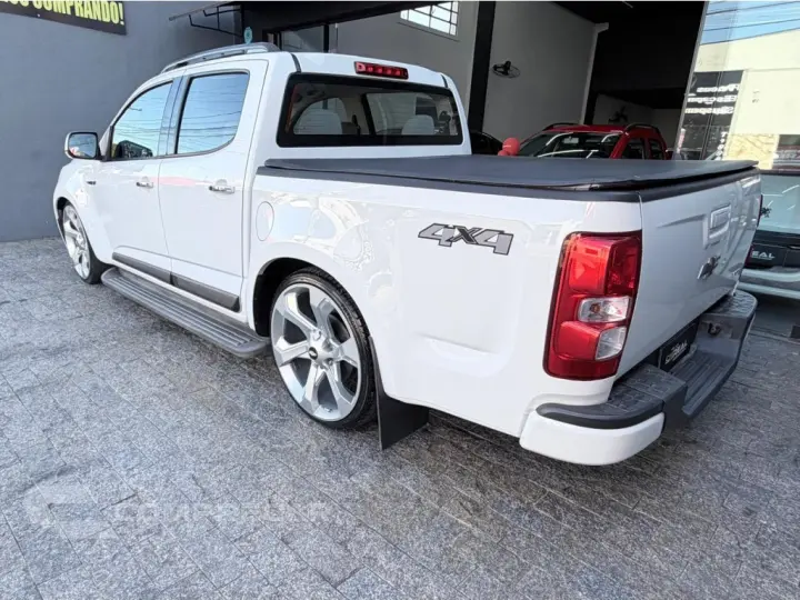 S10 2.4 MPFI LT 4X2 CD 8V FLEX 4P MANUAL