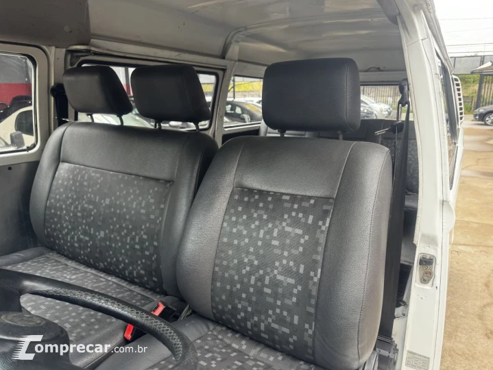 Kombi 1.4 FLEX STD 9 LUGARES