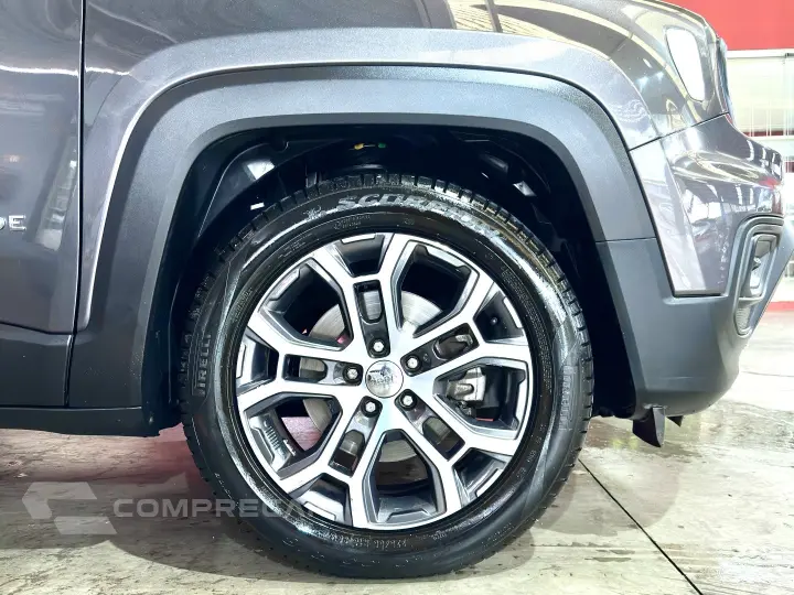 RENEGADE 1.3 T270 TURBO FLEX LONGITUDE AT6
