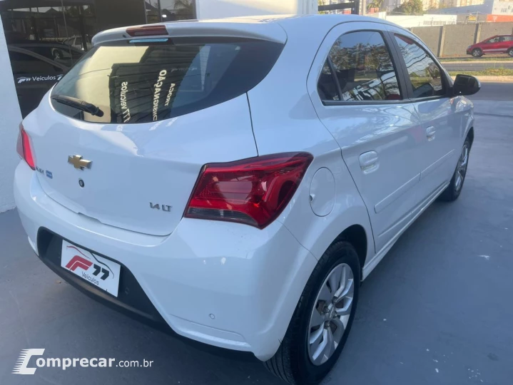 Onix Hatch 1.4 4P FLEX LT