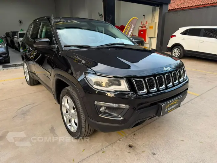 Compass 2.0 16V Diesel Longitude 4X4 Automático