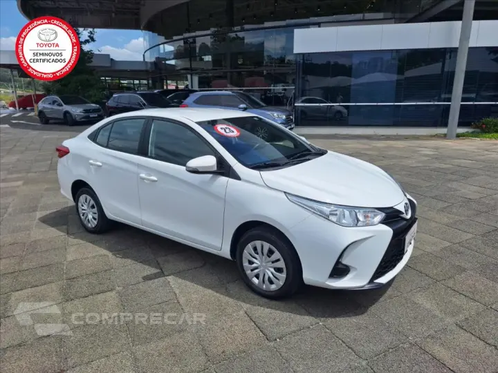 YARIS 1.5 16V FLEX SEDAN XL LIVE MULTIDRIVE
