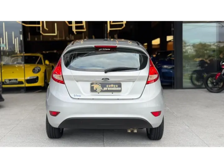 FIESTA 1.6 SE HATCH 16V FLEX 4P MANUAL