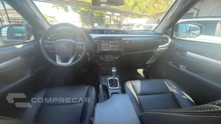 Hilux Caminhonete 2.8 16V 4P SR 4X4 DIESEL CABINE DUPLA AUTO