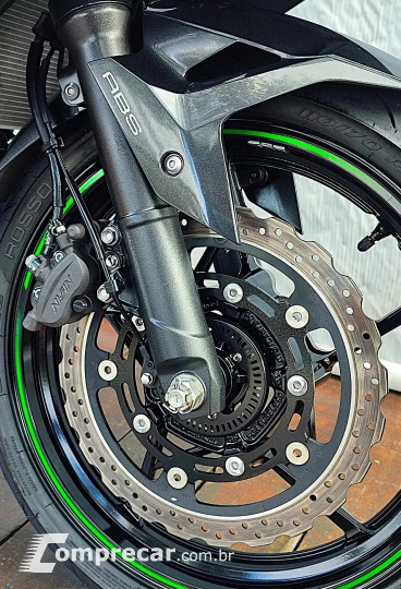 KAWASAKI NINJA 400