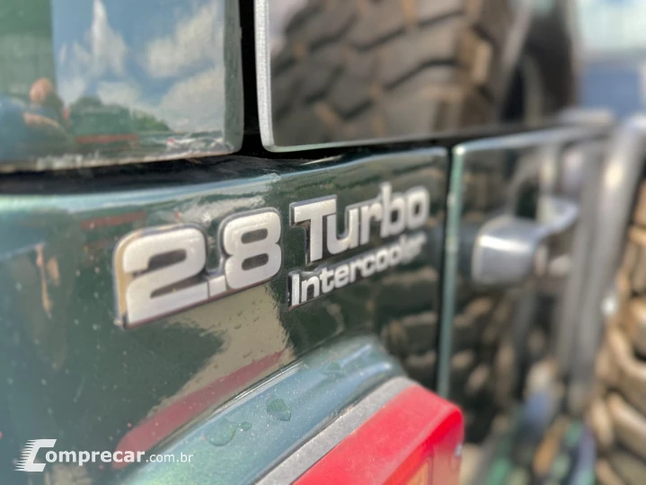 T-4 4x4 2.8 TB Int. Cap. Rígida Diesel