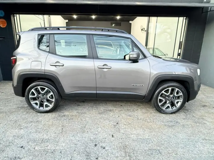 RENEGADE 1.8 16V Longitude