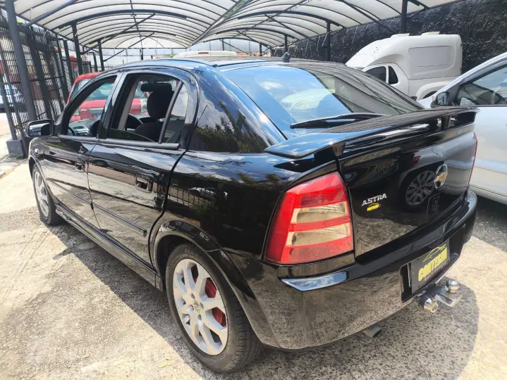 ASTRA 2.0 MPFI Advantage 8V