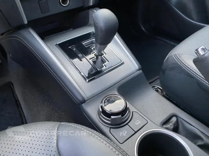 L200 TRITON 2.4 16V Turbo Sport HPE CD 4X4