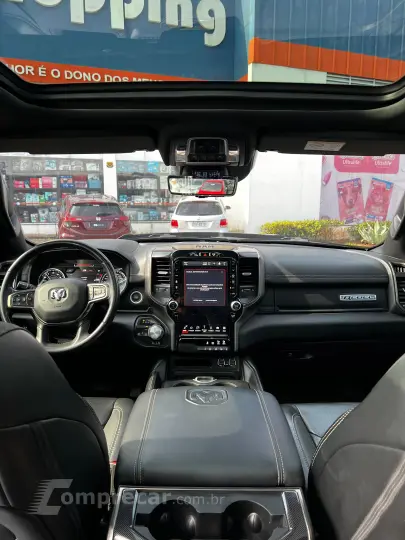 1500 5.7 V8 Rebel CD 4X4