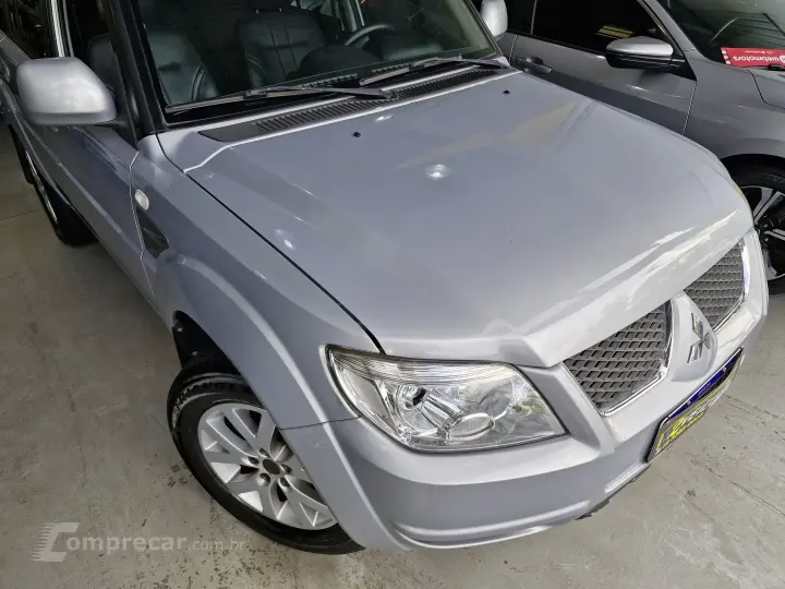 PAJERO TR4 2.0 4X2 16V 140CV FLEX 4P AUTOMÁTICO