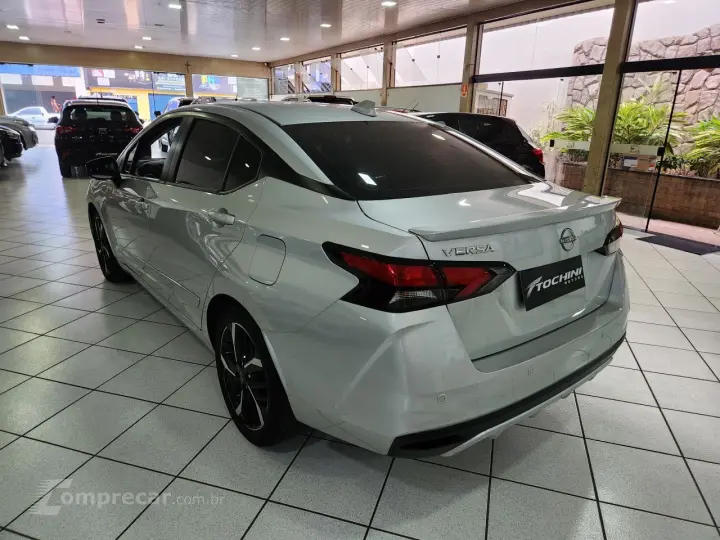 Versa Sedan 1.6 16V 4P FLEX EXCLUSIVE XTRONIC AUTOMÁTICO CVT