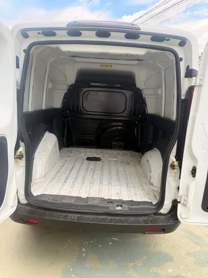 FIORINO 1.4 MPI Furgão Endurance 8V