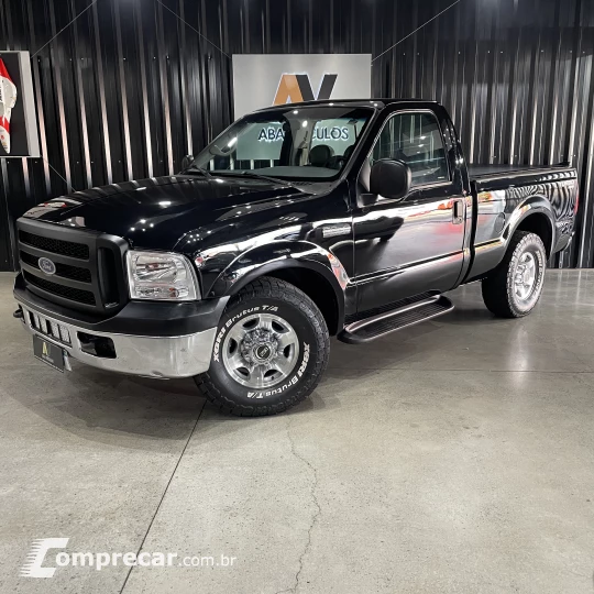 F-250 4.2 XLT 4X2 CS V6