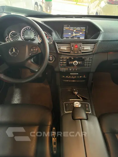 E-500 Avant. 5.0 V8 4p Aut. (Blindada)