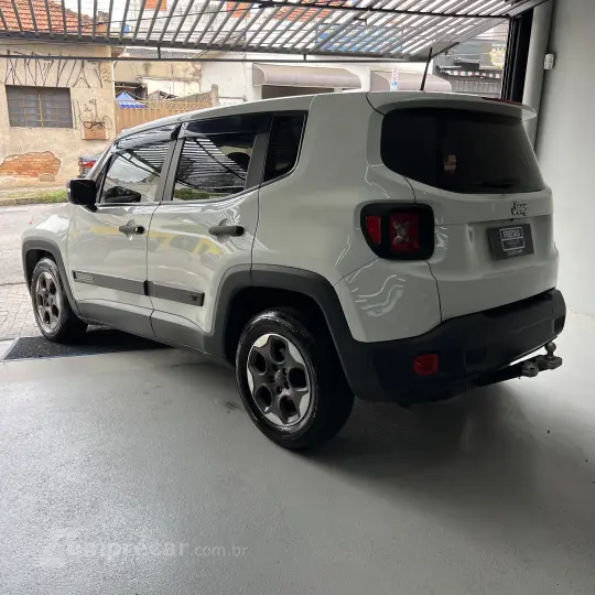 Renegade Sport 1.8 4x2 Flex 16V Aut.