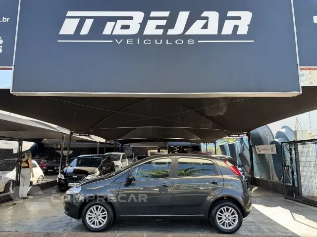 PUNTO - 1.4 ATTRACTIVE 8V 4P MANUAL