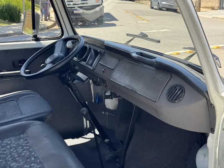 KOMBI 1.4 MI STD Lotação 8V