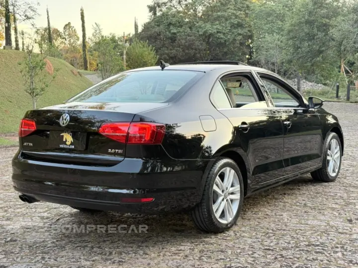 JETTA 2.0 TSI HIGHLINE 211CV GASOLINA 4P TIPTRONIC