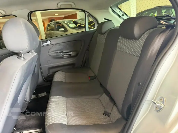 VOLKSWAGEN Gol (novo) 1.0 Mi Total Flex 8V 4p