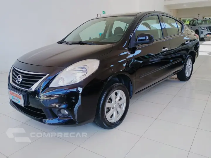 Versa Sedan 1.6 16V 4P FLEX SL