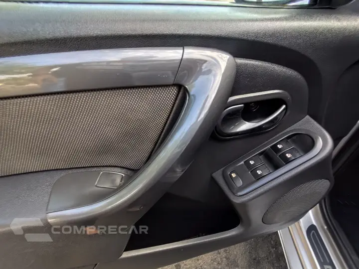 DUSTER 2.0 DYNAMIQUE 4X2 16V FLEX 4P AUTOMÁTICO