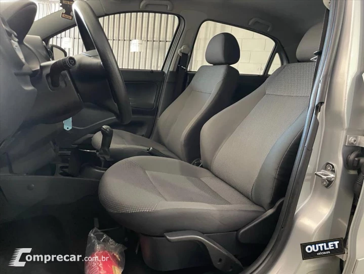 VOYAGE 1.0 MI 8V FLEX 4P MANUAL