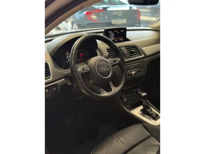 Q3 1.4 TFSI AMBITION GASOLINA 4P S TRONIC