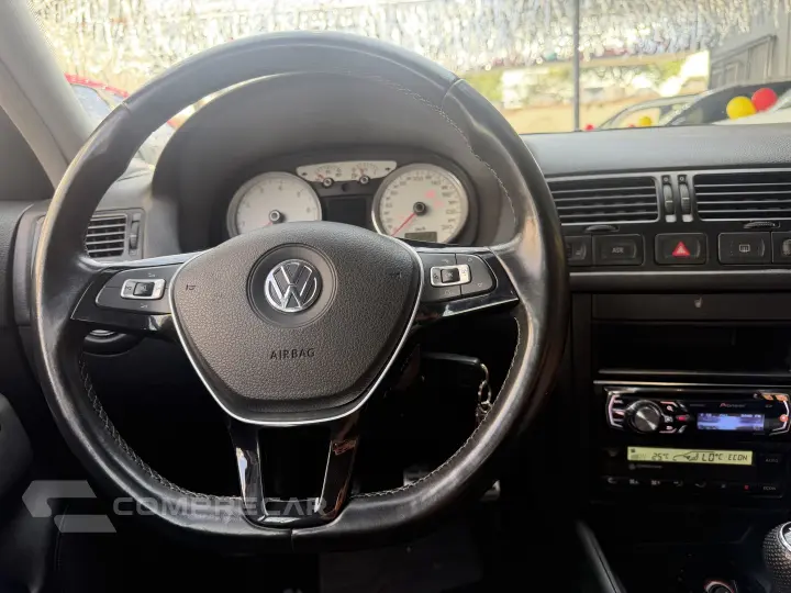 GOLF 1.6 MI SPORTLINE 8V FLEX 4P MANUAL