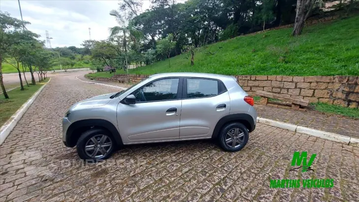 KWID 1.0 12V SCE FLEX ZEN MANUAL