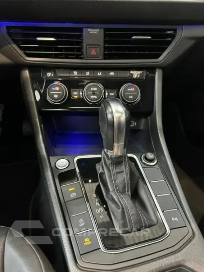 JETTA R-LINE 250 TSI 1.4 FLEX 16V AUT.
