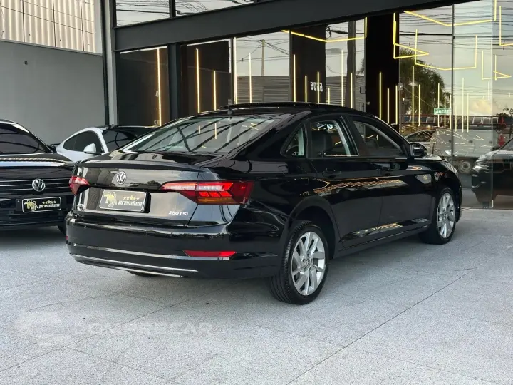 JETTA 1.4 250 TSI TOTAL FLEX COMFORTLINE TIPTRONIC