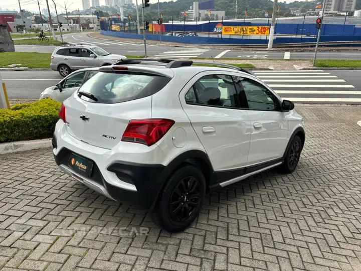 ONIX HATCH ACTIV 1.4 8V Flex 5p Mec.