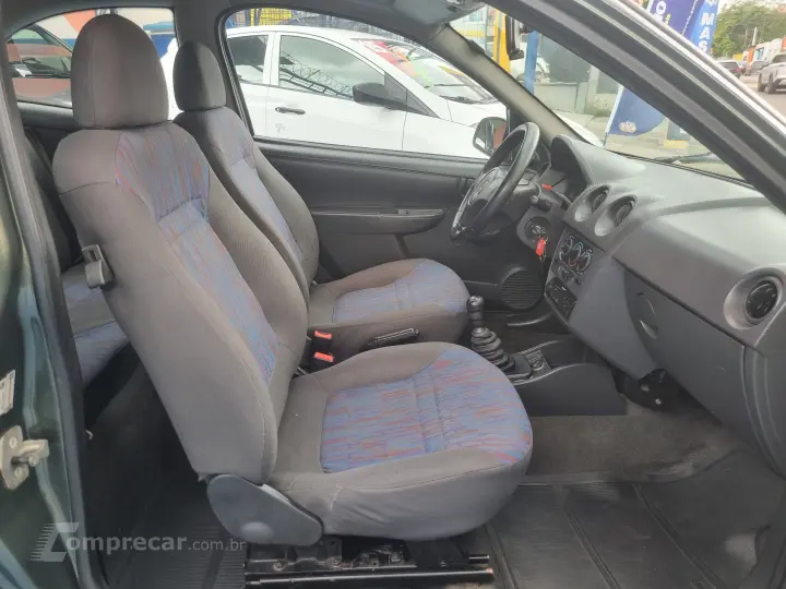 CELTA 1.0 MPFI Life 8V