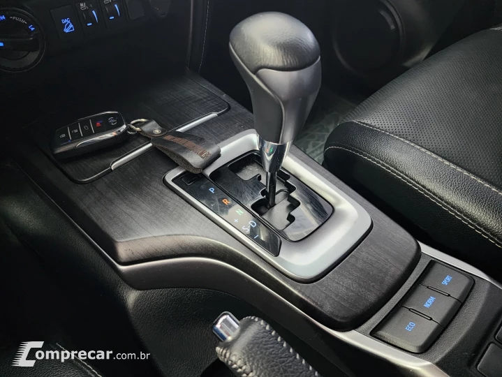 HILUX SW4 2.8 D-4d Turbo SRX 7L 4X4