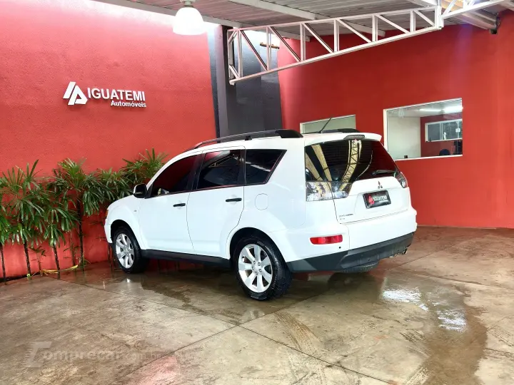 OUTLANDER 2.0 16V GASOLINA 4P AUTOMÁTICO