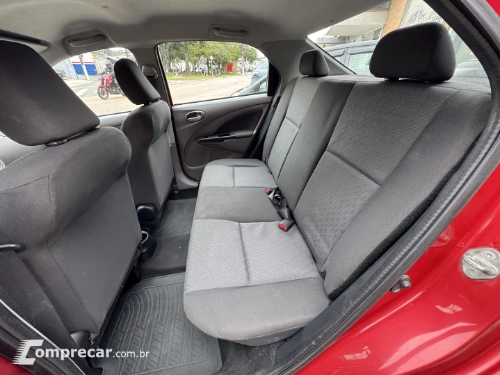 ETIOS 1.5 XLS Sedan 16V