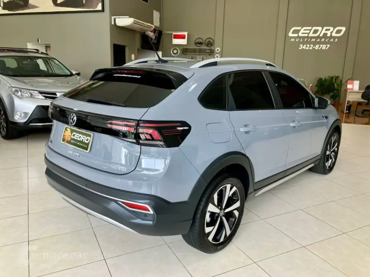 Nivus 1.0 4P FLEX 200 TSI HIGHLINE TURBO AUTOMÁTICO