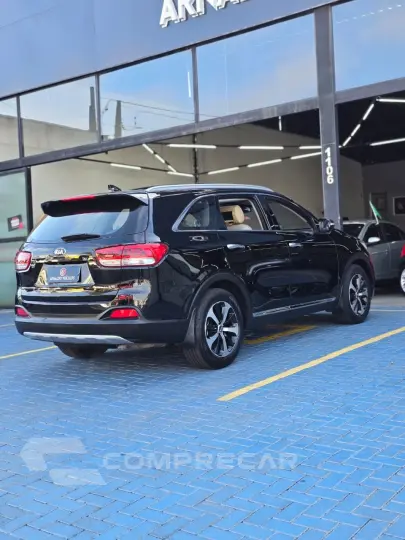 Sorento 3.3 V6 24V 270cv 4x2 Aut.